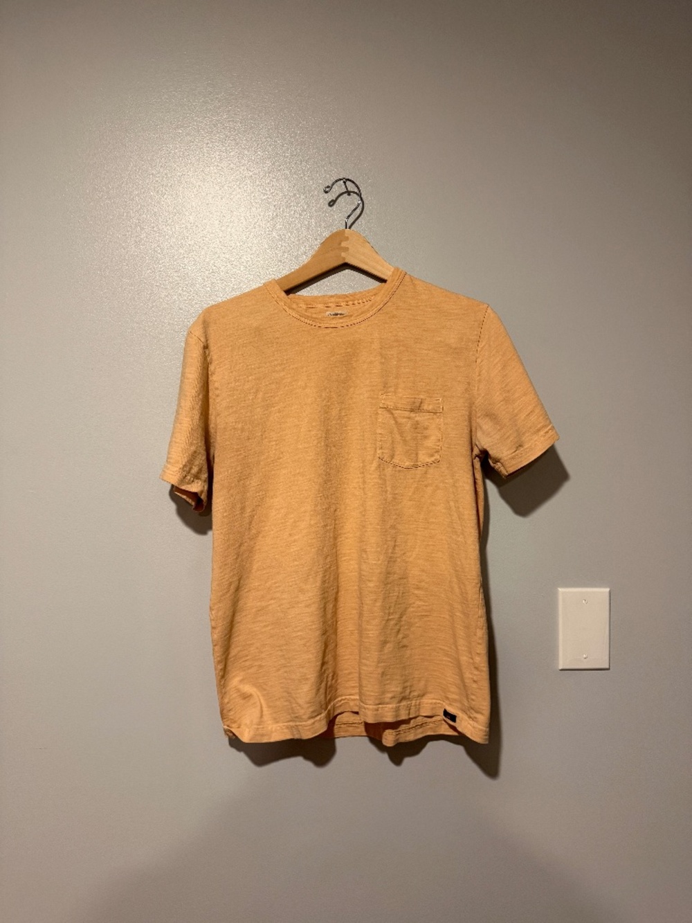 Faherty Sunwashed Pocket Tee